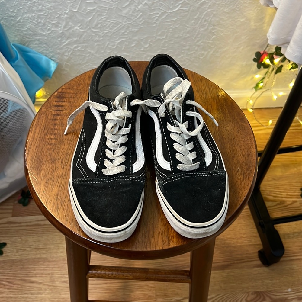 Black vans size 6.5